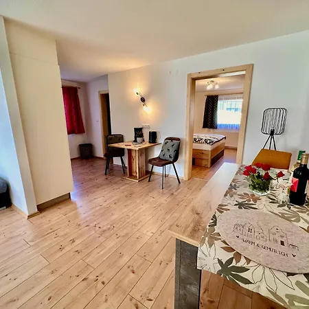 Haus Bergkristall Daire *