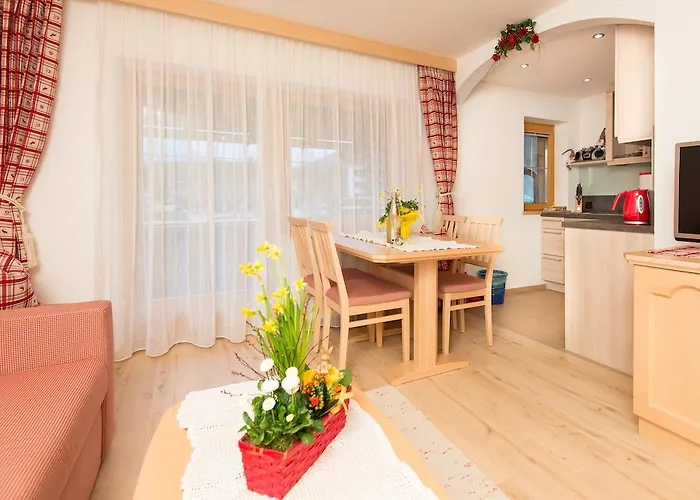 דירה Haus Bergkristall *