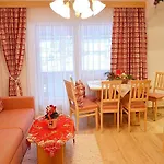 Haus Bergkristall * لوتاش